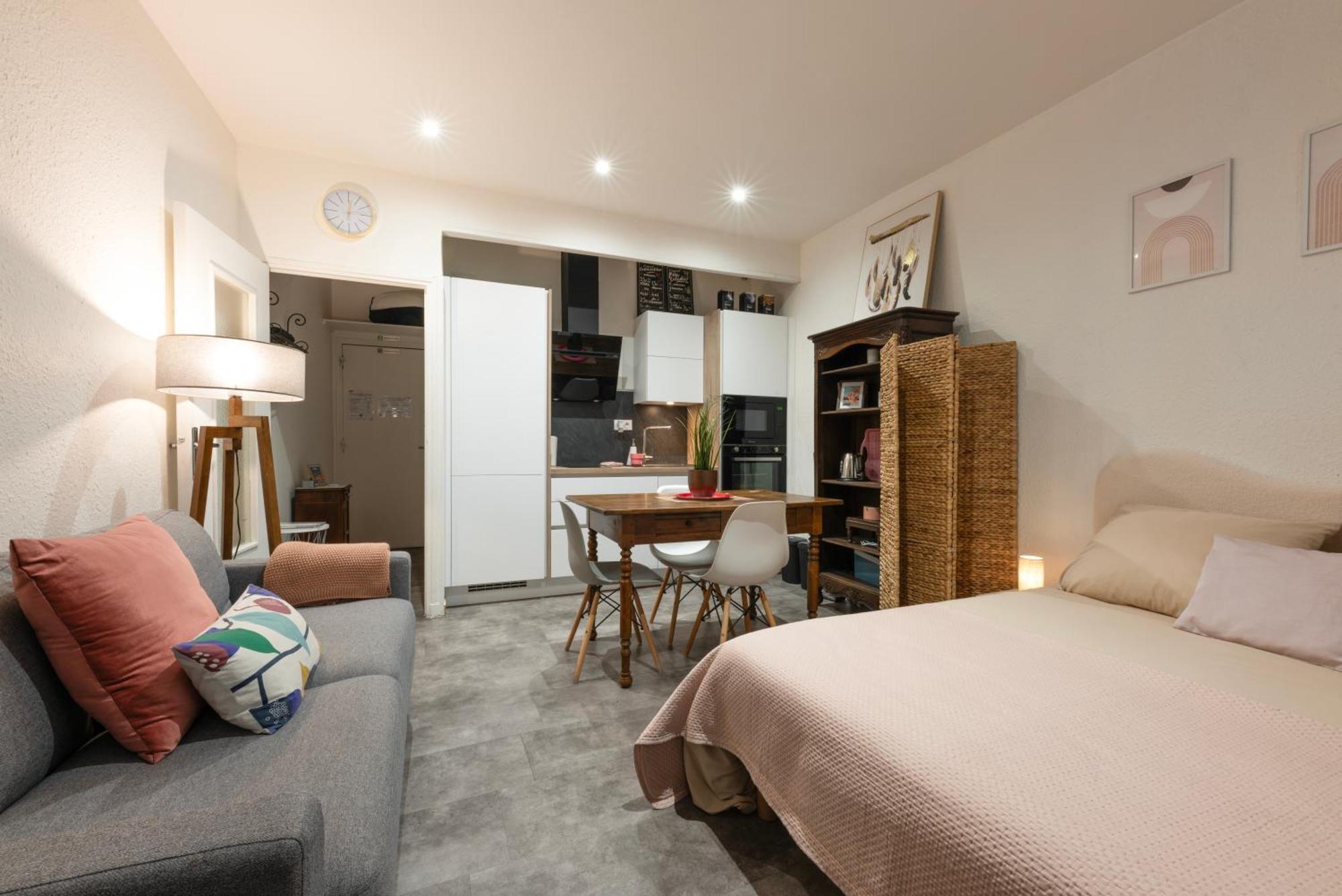 La Casita - Studio Confort Avec Parking Prive - Lit Douillet - Centre Uzes, Pont Du Gard Εξωτερικό φωτογραφία